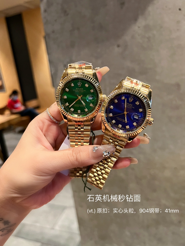 ブランド時計背面デザイン